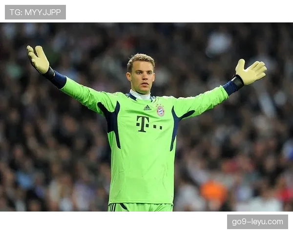 诺伊尔状态回暖,再现世界级门将风采 诺伊尔状态回暖,再现世界级门将风采