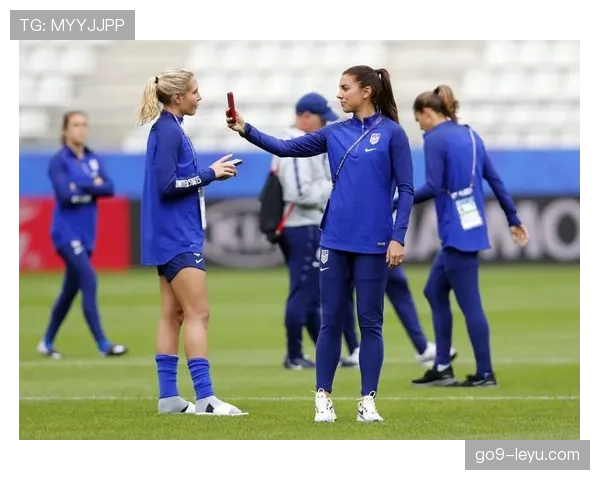 拉皮诺退役后还在靠代言躺赚，这消费水平真不是普通人能看懂的