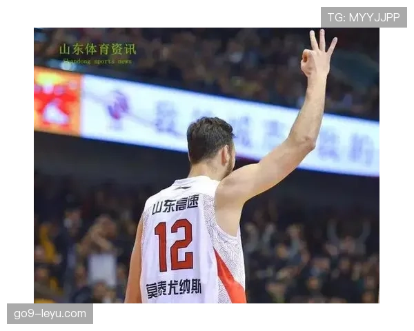 山东泰山新赛季危机：内部矛盾激化，引援不力战术体系崩溃或成致命短板